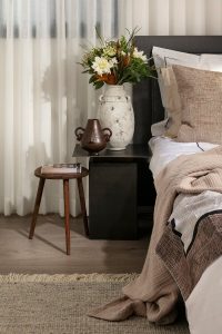 שידת צד מיטה שולחן ברזל גולמי