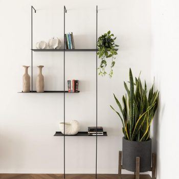 ספריית ברזל שחורה גבוהה דגם בריקסטון מקופל סטודיו נושקה - עיצוב קיר כוח 285 ס"מ